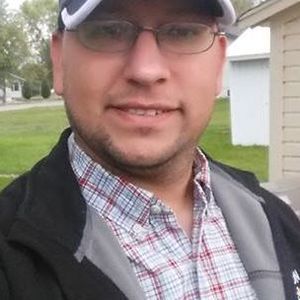 Meet your Posher, Troy